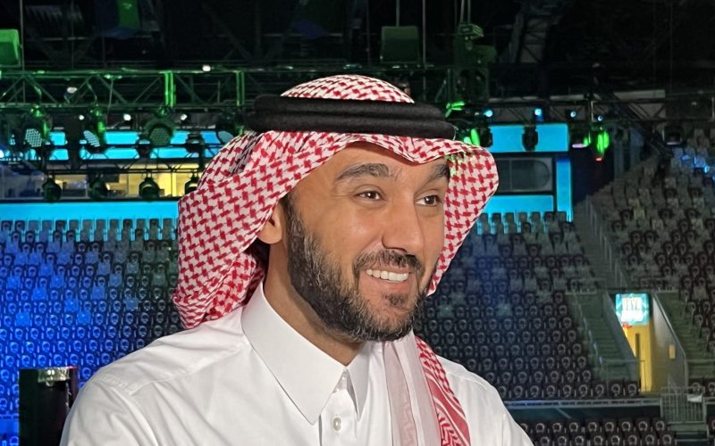 وزير الرياضة السعودي يكشف حقيقة التقدم لاستضافة كأس العالم 2030